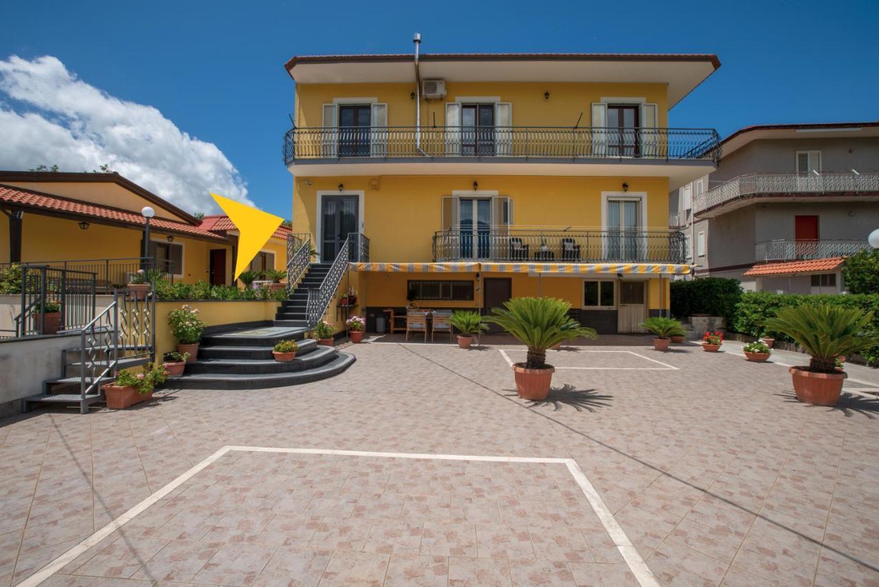 B&B L'Abbraccio Casola di Napoli Exterior photo